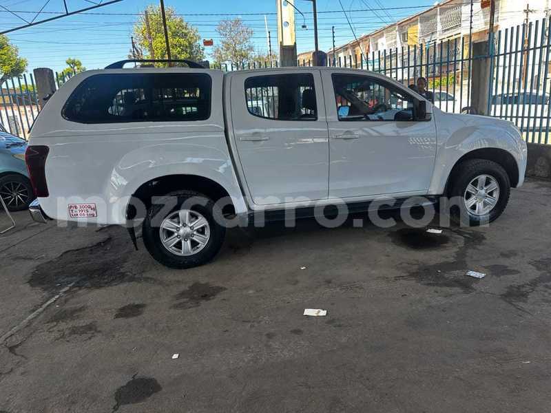 Big with watermark isuzu d max maputo maputo 39856