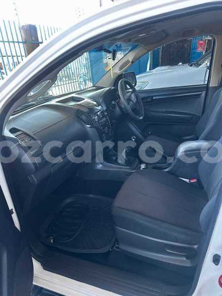 Big with watermark isuzu d max maputo maputo 39856