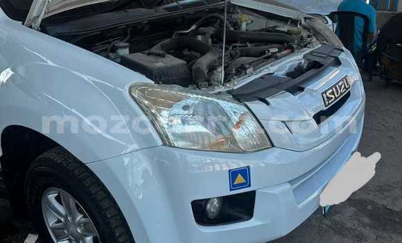 Comprar Usado Isuzu D-MAX Branco Carro em Maputo em Maputo Comprar Usado Isuzu D-MAX Branco Carro em Maputo em Maputo