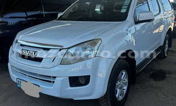 Comprar Usado Isuzu D-MAX Branco Carro em Maputo em Maputo Comprar Usado Isuzu D-MAX Branco Carro em Maputo em Maputo