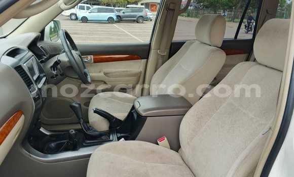 Buy Used Toyota Land Cruiser Prado White Car in Maputo in Maputo Buy Used Toyota Land Cruiser Prado White Car in Maputo in Maputo