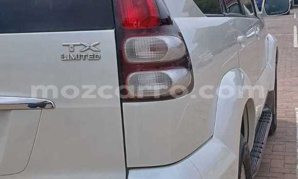 Buy Used Toyota Land Cruiser Prado White Car in Maputo in Maputo Buy Used Toyota Land Cruiser Prado White Car in Maputo in Maputo