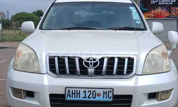Buy Used Toyota Land Cruiser Prado White Car in Maputo in Maputo Buy Used Toyota Land Cruiser Prado White Car in Maputo in Maputo