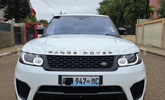 Nunua Mpya Range Rover Range Rover Nyeupe Gari ndani ya Maputo nchini Maputo Nunua Mpya Range Rover Range Rover Nyeupe Gari ndani ya Maputo nchini Maputo