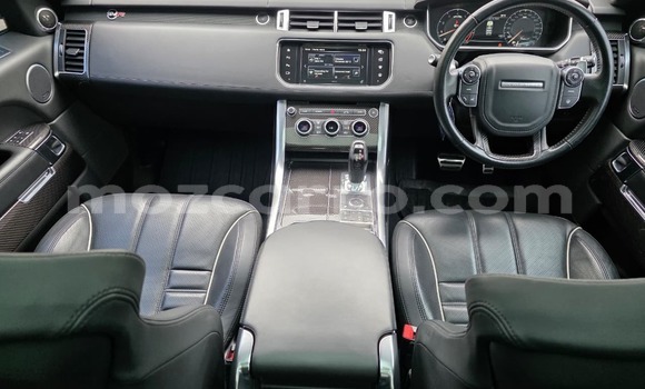 Nunua Mpya Range Rover Range Rover Nyeupe Gari ndani ya Maputo nchini Maputo Nunua Mpya Range Rover Range Rover Nyeupe Gari ndani ya Maputo nchini Maputo