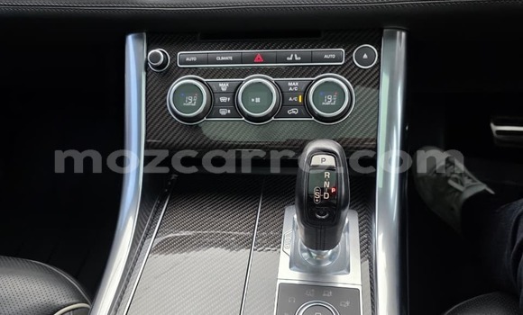Nunua Mpya Range Rover Range Rover Nyeupe Gari ndani ya Maputo nchini Maputo Nunua Mpya Range Rover Range Rover Nyeupe Gari ndani ya Maputo nchini Maputo