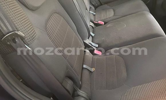 Buy Used Nissan Pathfinder Blue Car in Maputo in Maputo Buy Used Nissan Pathfinder Blue Car in Maputo in Maputo