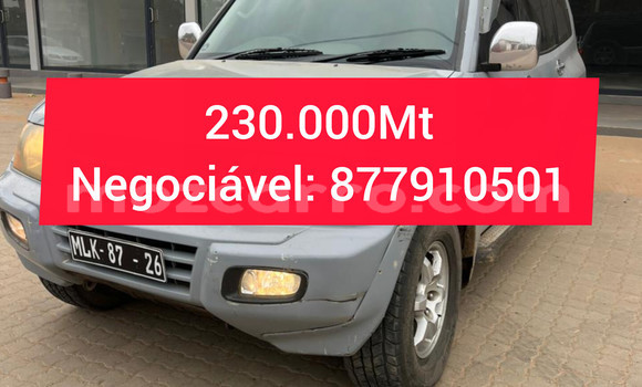 Comprar Usado Mitsubishi Pajero Azul Carro em Maputo em Maputo
