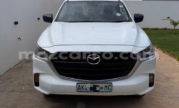 Comprar Usado Mazda BT-50 Branco Carro em Maputo em Maputo Comprar Usado Mazda BT-50 Branco Carro em Maputo em Maputo