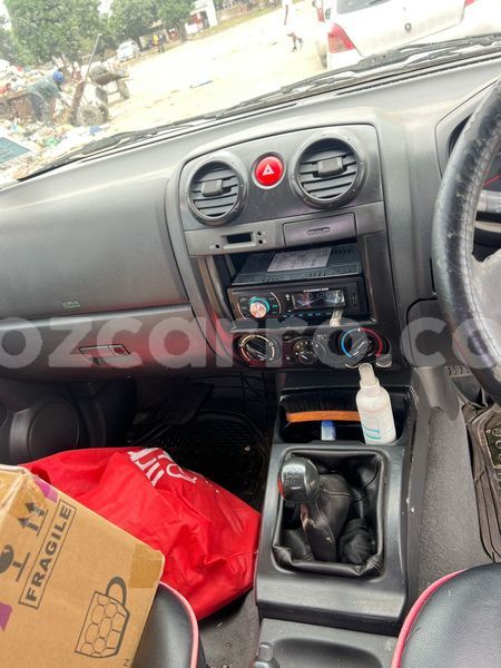 Big with watermark isuzu d max maputo maputo 39900