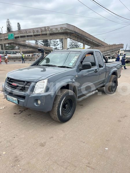 Big with watermark isuzu d max maputo maputo 39900