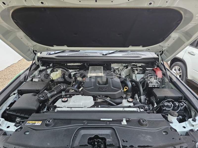 Big with watermark toyota land cruiser prado maputo maputo 39909