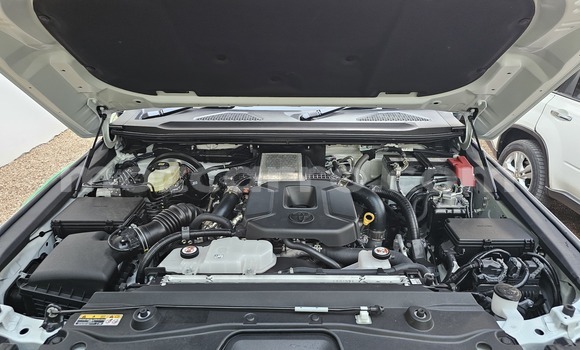 Buy New Toyota Land Cruiser Prado White Car in Maputo in Maputo Buy New Toyota Land Cruiser Prado White Car in Maputo in Maputo