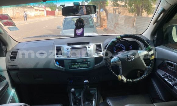 Tenga Tsaru Toyota Hilux Chena Mota in Maputo in Maputo Tenga Tsaru Toyota Hilux Chena Mota in Maputo in Maputo