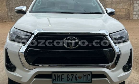 Buy New Toyota Hilux White Car in Maputo in Maputo Buy New Toyota Hilux White Car in Maputo in Maputo