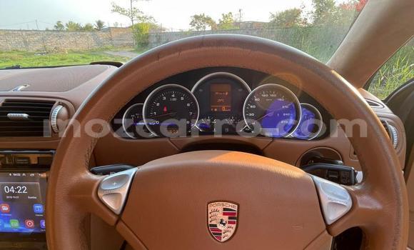 Buy Used Porsche Cayenne Black Car in Maputo in Maputo Buy Used Porsche Cayenne Black Car in Maputo in Maputo