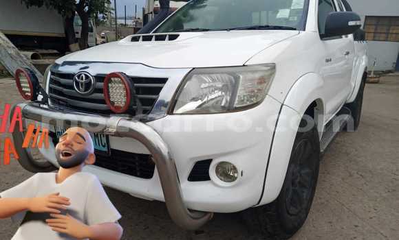 Buy Used Toyota Hilux White Car in Maputo in Maputo Buy Used Toyota Hilux White Car in Maputo in Maputo