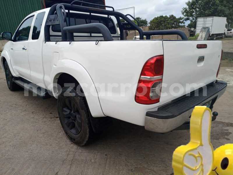 Big with watermark toyota hilux maputo maputo 39922