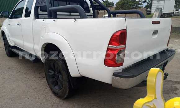 Buy Used Toyota Hilux White Car in Maputo in Maputo Buy Used Toyota Hilux White Car in Maputo in Maputo