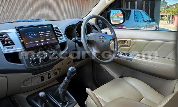 Nunua Ilio tumika Toyota Hilux Other Gari ndani ya Maputo nchini Maputo Nunua Ilio tumika Toyota Hilux Other Gari ndani ya Maputo nchini Maputo