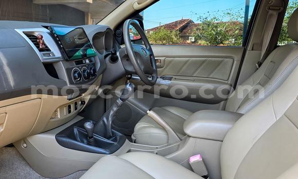 Nunua Ilio tumika Toyota Hilux Other Gari ndani ya Maputo nchini Maputo Nunua Ilio tumika Toyota Hilux Other Gari ndani ya Maputo nchini Maputo