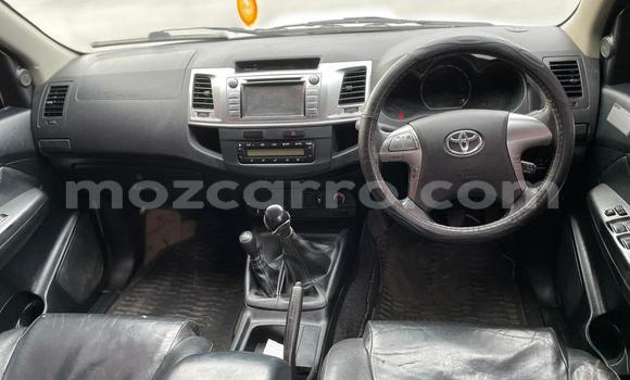 Buy Used Toyota Hilux White Car in Maputo in Maputo Buy Used Toyota Hilux White Car in Maputo in Maputo