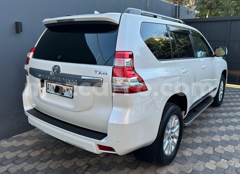 Big with watermark toyota land cruiser prado maputo maputo 39930