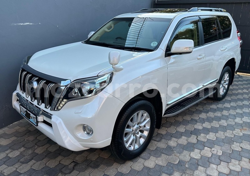 Big with watermark toyota land cruiser prado maputo maputo 39930