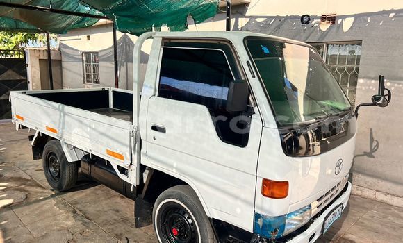 Buy Used Toyota Dyna White Car in Maputo in Maputo Buy Used Toyota Dyna White Car in Maputo in Maputo