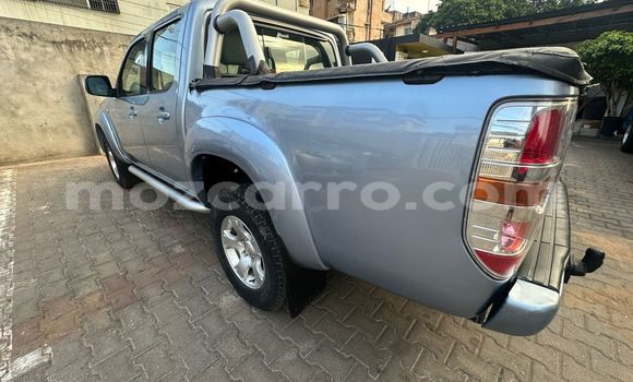 Buy Used Mazda BT-50 Blue Car in Maputo in Maputo Buy Used Mazda BT-50 Blue Car in Maputo in Maputo