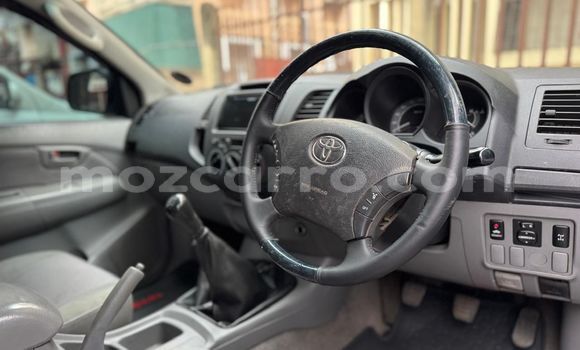 Comprar Usado Toyota Hilux Branco Carro em Maputo em Maputo Comprar Usado Toyota Hilux Branco Carro em Maputo em Maputo