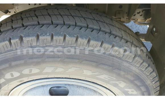 Tenga Tsaru Isuzu FTR 850 Chena Rori in Gilé in Zambezia Tenga Tsaru Isuzu FTR 850 Chena Rori in Gilé in Zambezia