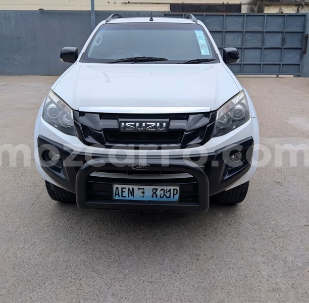Big with watermark isuzu d max maputo maputo 40031
