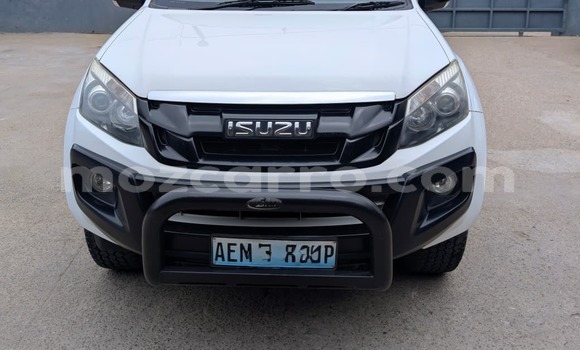 Comprar Usado Isuzu D-MAX Branco Carro em Maputo em Maputo Comprar Usado Isuzu D-MAX Branco Carro em Maputo em Maputo