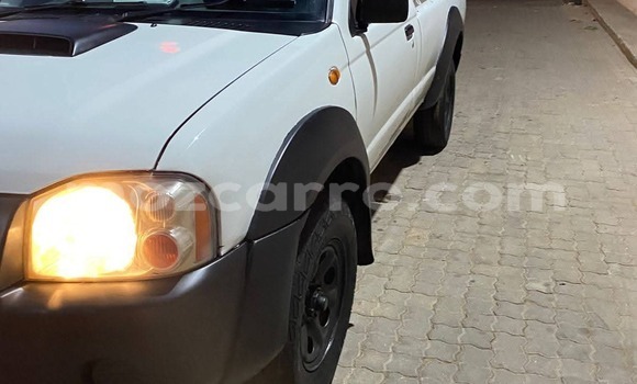 Buy Used Nissan Hardbody White Car in Maputo in Maputo Buy Used Nissan Hardbody White Car in Maputo in Maputo