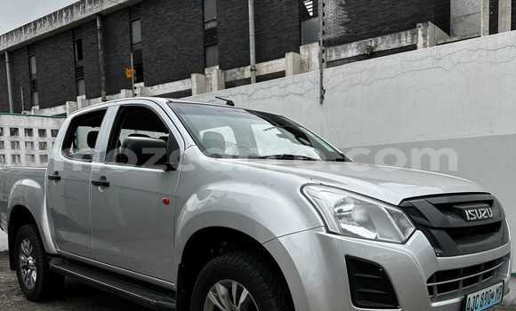 Nunua Ilio tumika Isuzu D-MAX Other Gari ndani ya Maputo nchini Maputo Nunua Ilio tumika Isuzu D-MAX Other Gari ndani ya Maputo nchini Maputo