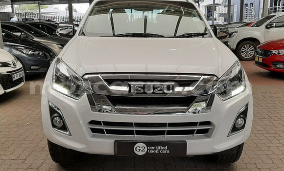 Tenga Tsaru Isuzu KB Chena Mota in Maputo in Maputo Tenga Tsaru Isuzu KB Chena Mota in Maputo in Maputo