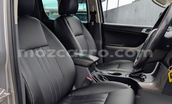 Buy Used Mazda BT-50 Blue Car in Maputo in Maputo Buy Used Mazda BT-50 Blue Car in Maputo in Maputo