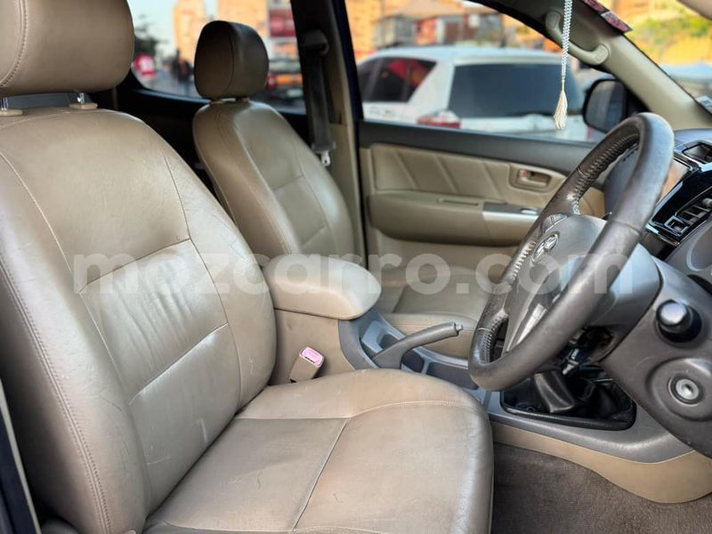 Big with watermark toyota hilux maputo maputo 40053
