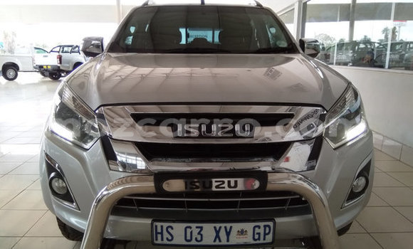 Buy Used Isuzu KB Silver Car in Maputo in Maputo Buy Used Isuzu KB Silver Car in Maputo in Maputo