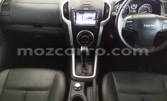 Buy Used Isuzu KB Silver Car in Maputo in Maputo Buy Used Isuzu KB Silver Car in Maputo in Maputo