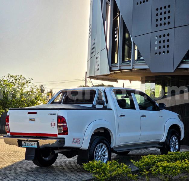 Big with watermark toyota hilux maputo maputo 40064