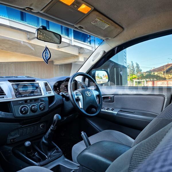 Big with watermark toyota hilux maputo maputo 40064