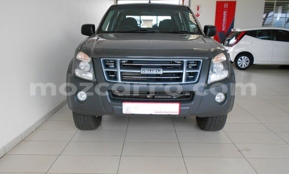 Comprar Usado Isuzu KB Azul Carro em Maputo em Maputo Comprar Usado Isuzu KB Azul Carro em Maputo em Maputo