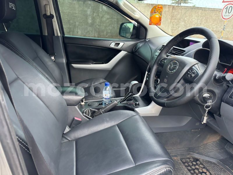 Big with watermark mazda bt 50 maputo maputo 40070