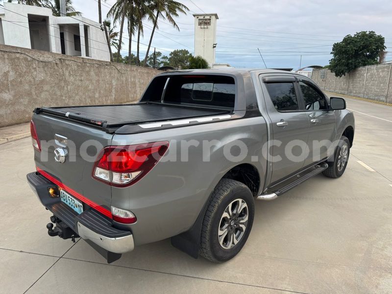 Big with watermark mazda bt 50 maputo maputo 40070