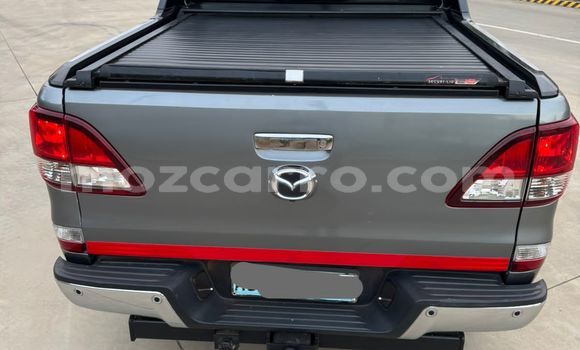 Comprar Usado Mazda BT-50 Other Carro em Maputo em Maputo Comprar Usado Mazda BT-50 Other Carro em Maputo em Maputo
