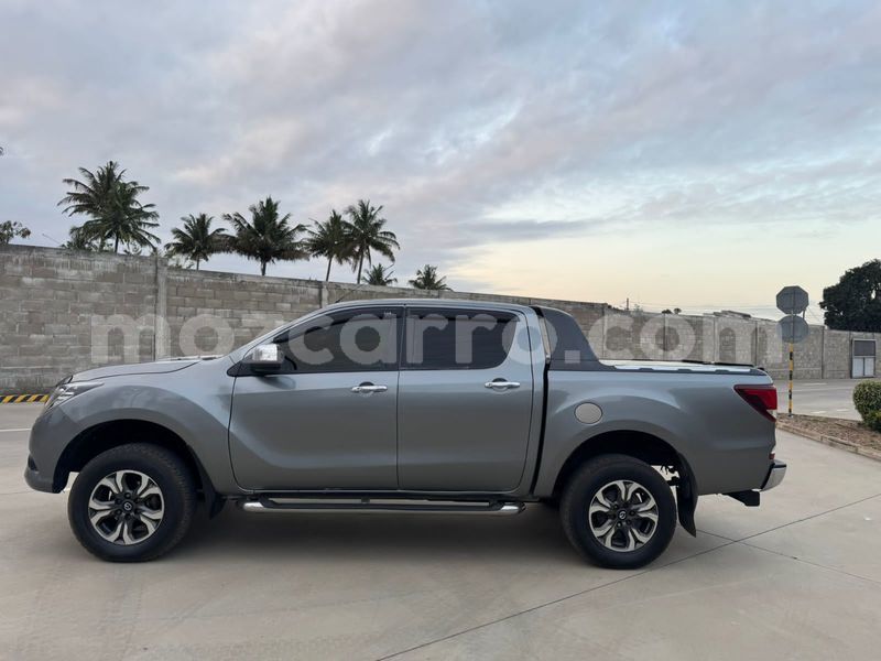 Big with watermark mazda bt 50 maputo maputo 40070