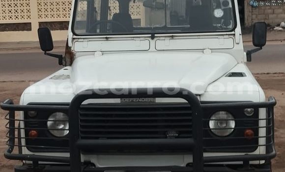 Comprar Usado Land Rover Defender Branco Carro em Maputo em Maputo