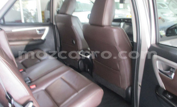 Buy Used Toyota Fortuner Silver Car in Maputo in Maputo Buy Used Toyota Fortuner Silver Car in Maputo in Maputo